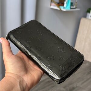 Rare Black Vernis Louis Vuitton Zippy Vernis Wallet w box MI0124